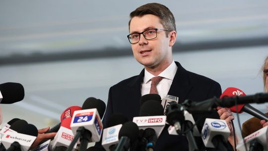 M. Błaszczak szefem MON; M. Maląg ministrem rozwoju i technologii; Sz. Szynkowski vel Sęk szefem MSZ; M. Warchoł na czele resortu sprawiedliwości