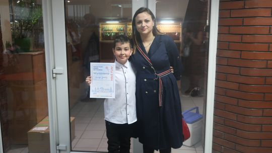 Maciej Gawęda z SP 8 wyróżniony w Wojewódzkim "Funtastycznym" Konkursie Recytatorskim Poezji w Języku Angielskim w Łodzi