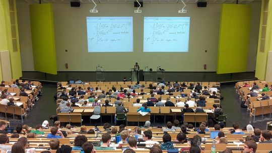 Maturzysto - studia nie gwarantują ani pracy ani kompetencji