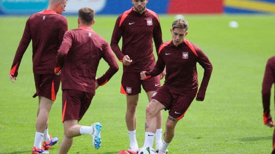 ME 2024 - trening kadry przed wyjazdem do Hamburga, Lewandowski indywidualnie