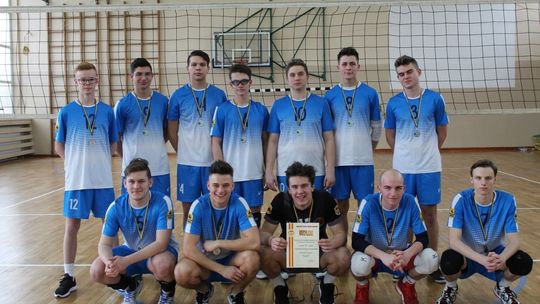 Medalowa siatka na Nadrzecznej