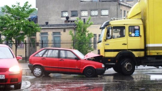 Mercedesem w Seata na Legionów