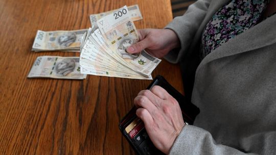 MFW: bez reform do 2050 r. średnia emerytura w Polsce spadnie do 29 proc. pensji