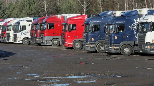 MI: można się spodziewać, że Rosja i Białoruś wprowadzą zakaz transportu dla przewoźników z Polski i UE