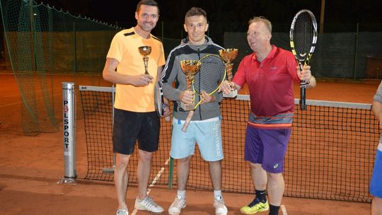 Michał Bąbol zwycięzcą IX Nocnego Turnieju Tenisa Ziemnego o Puchar Romana Przyborka
