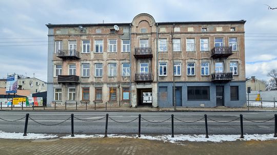 "Mieszkania Nawrockiego" także w Tomaszowie i w całej Polsce