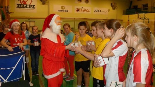"Mikołajkowa"  kolejka w Lidze Najmłodszych "SIA-tkarskie TA-lenty"