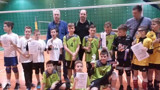 Minisiatkarze SP13 Lechia wygrywają w Rawie Mazowieckiej