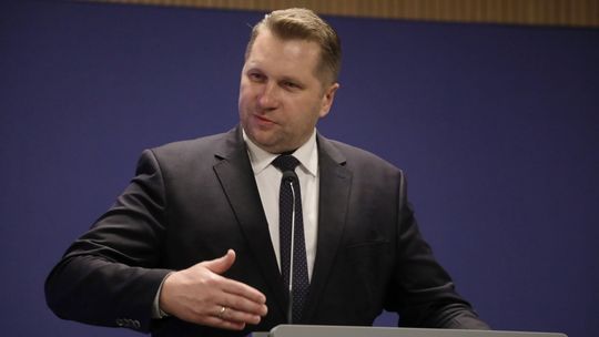 Minister Czarnek pyta opozycję: dlaczego nie chcecie, by rodzice wiedzieli na co uczęszcza dziecko?