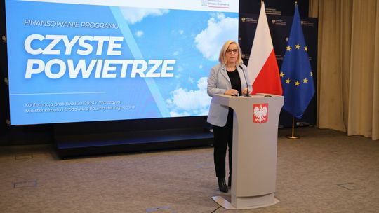 Minister klimatu: umowa na finansowanie "Czystego Powietrza" na 6,4 mld zł