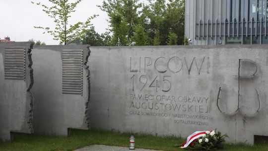 Minister kultury: Obława Augustowska największą masową zbrodnią na cywilach w Europie po II wojnie światowej