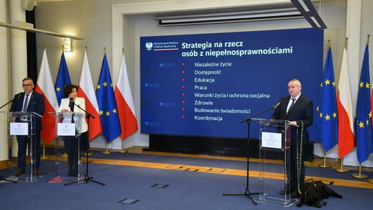 Minister Maląg: rząd, wspierając osoby z niepełnosprawnością, działa kompleksowo