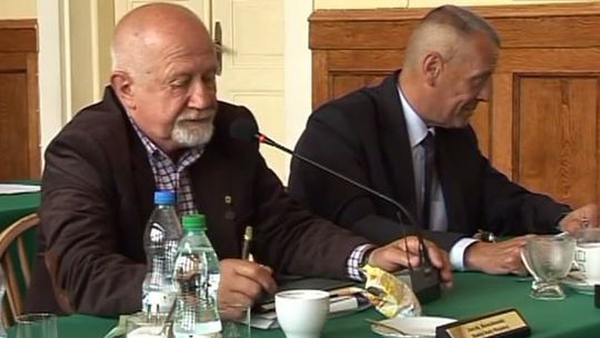 Mogą wyburzać i budować