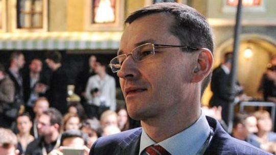 Morawiecki: rząd przeprowadzi dwa duże "uderzenia antybiurokratyczne"