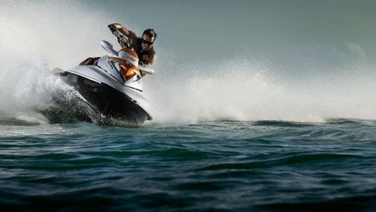 Motorówki pełną mocą
