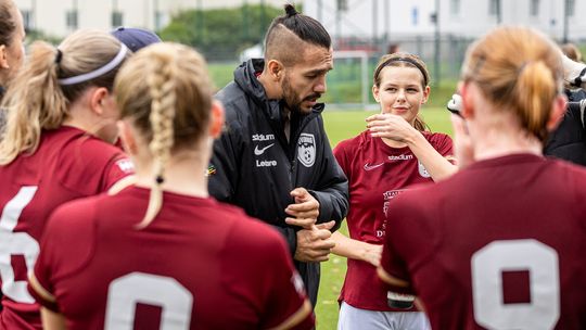 Możecie zapisywać dzieci do klas sportowych