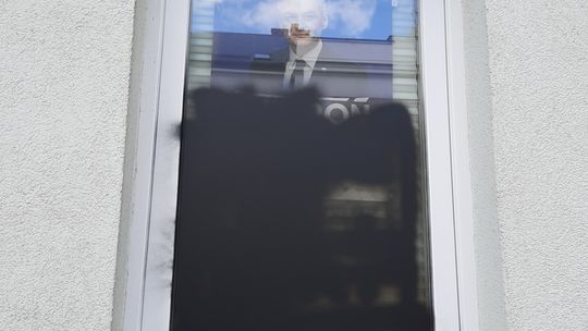 Można nie lubić Biedronia, ale po co go malować?