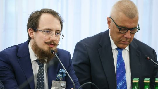 Mraz: Ziobro i Romanowski znali zwycięzców przed ogłoszeniem konkursów FS
