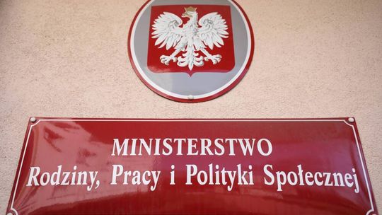 MRPiPS: szacunkowa stopa bezrobocia w kwietniu wyniosła 5,2 proc.; mniej niż przed miesiącem