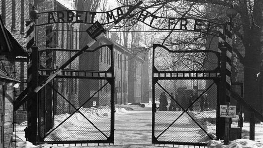 Muzeum Auschwitz ogłosiło program 84. rocznicy I transportu polskich więźniów