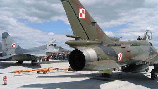 Myśliwce MIG29 i SU22 nad Tomaszowem