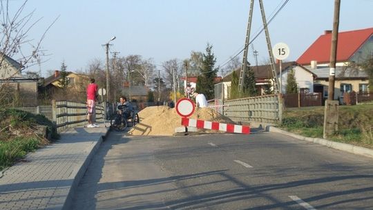 Na Gminnej zasypali