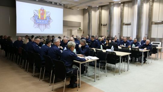 Narada roczna w Komendzie Wojewódzkiej Policji w Łodzi. Mniej przestępstw przy wzroście wykrywalności