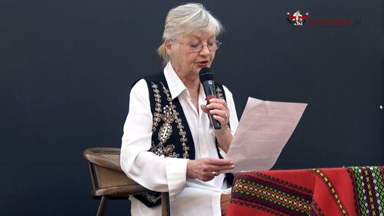 Narodowe Czytanie "Wesela" w Galerii Tomaszów z wnuczką Stanisława Wyspiańskiego, Dorotą Wyspiańską-Zapędowską