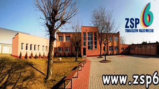 Narodowe Czytanie  z uczniami Wyspiańskiego