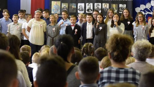NARODOWE ŚWIĘTO NIEPODLEGŁOŚCI W SP NR 8