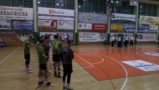 Nasi pierwszoligowcy przegrywają swój pierwszy mecz