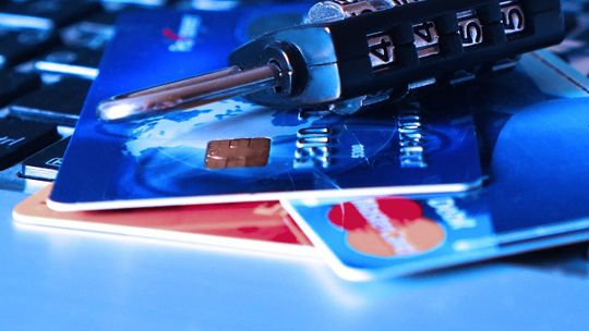 Nawet nie przyszło nam do głowy, by sprawdzać bank - mówią okradzeni przez Adriannę J. klienci Alior Banku