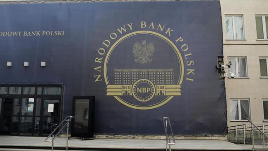 NBP: banki zamierzają złagodzić kryteria udzielania kredytów konsumpcyjnych