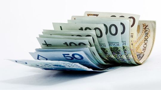 NBP: centralna ścieżka projekcji zakłada przy przedłużeniu działań osłonowych 3-proc. inflację w br.
