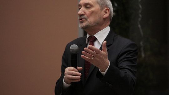 Niedziela z PiS-em