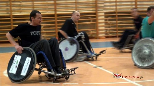 "Niedźwiedzie" walczą na wózkach