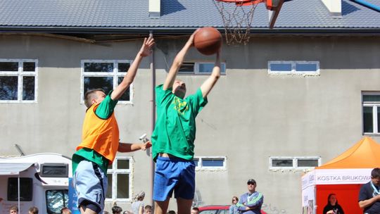 Niewiadów Basket Cup 2012  - relacja