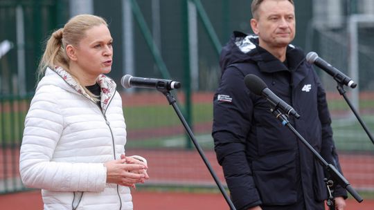 Nowacka: jednym z zadań edukacji jest zadbanie o sprawność fizyczną dzieci i młodzieży