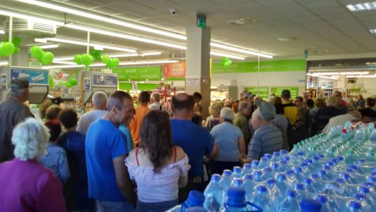 Nowy market na Niebrowie