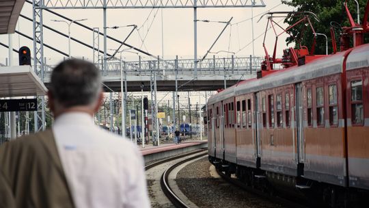 Nowy peron w Słotwinach zapewni wygodniejsze podróże do Łodzi i Tomaszowa Maz.