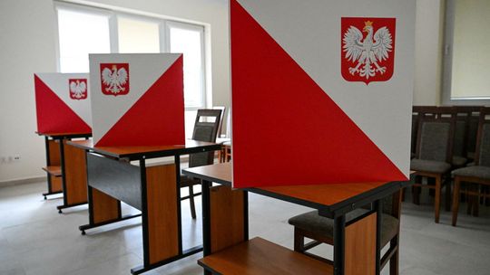 O północy rozpoczęła się cisza wyborcza i referendalna