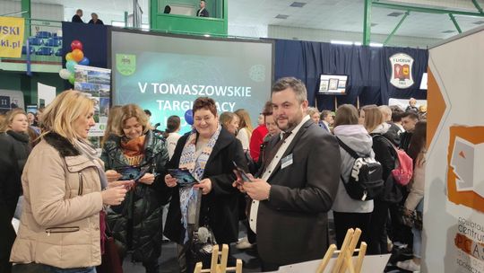 O pracy i edukacji - targi  w Samochodówce