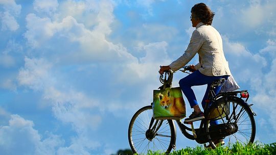 OC dla rowerzystów dzieli Polaków: bezpieczeństwo czy niezależność?