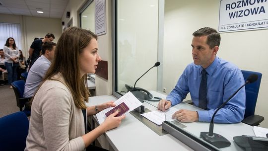 Odmowa ESTA i co dalej? Jak skutecznie uzyskać wizę do USA w pakiecie Standard