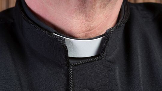Ofiara pedofila chce od Kościoła 3 mln zł. "Mogło dojść do ok. 500 stosunków seksualnych"