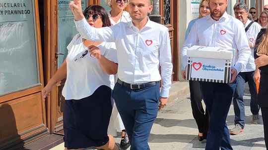 Ogromne pieniądze na promocje wyborczą Witczaka - czy wszystko jest zgodne z prawem?