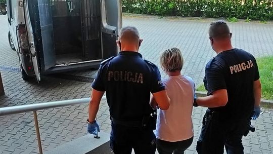 Okradała klientów z ich kont bankowych 