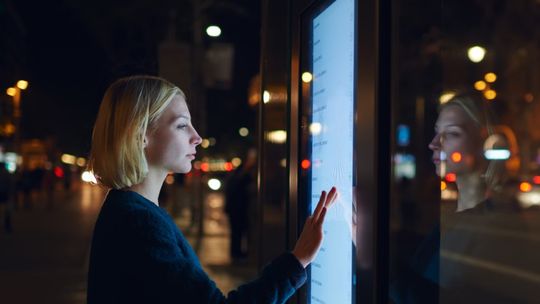 Opoczno stawia na nowoczesne przystanki. Powstanie 9 wiat i 2 infokioski