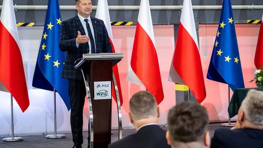 P. Czarnek: odbudowujemy szkolnictwo zawodowe od podstaw do szkół wyższych