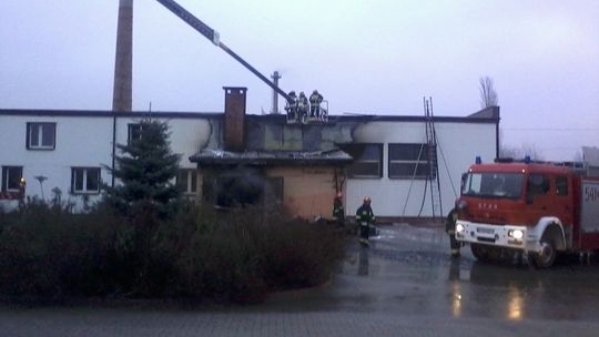 Paliła się stacja obsługi pojazdów